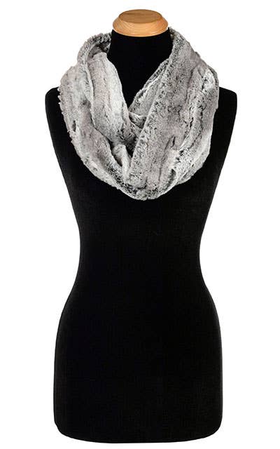 Infinity Scarf: Faux Fur 100% Polyester / Infinity Scarf / Desert Sand in Charcoal