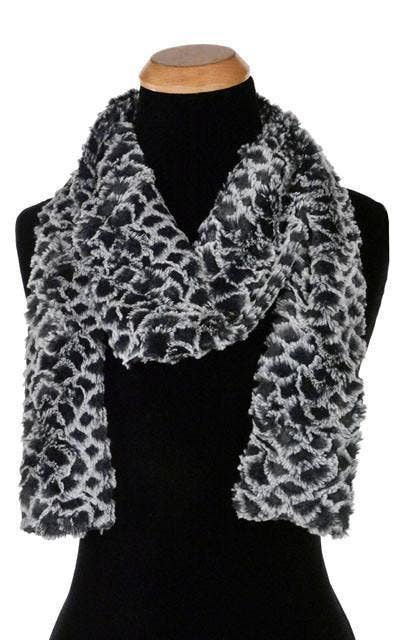 Classic Scarf: Faux Fur 100% Polyester / Classic Scarf / Red Fox