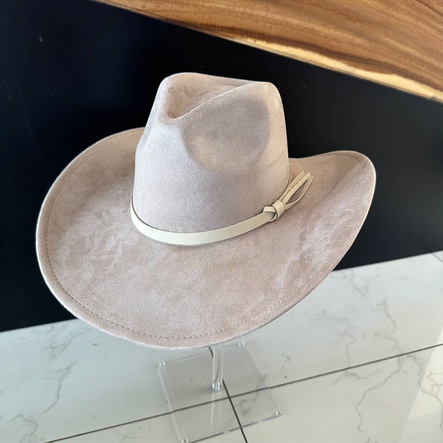 Queens INC - Fashion Vegan suede Cowboy hat W/ Leather Belt: OLIVE / ONE SIZE