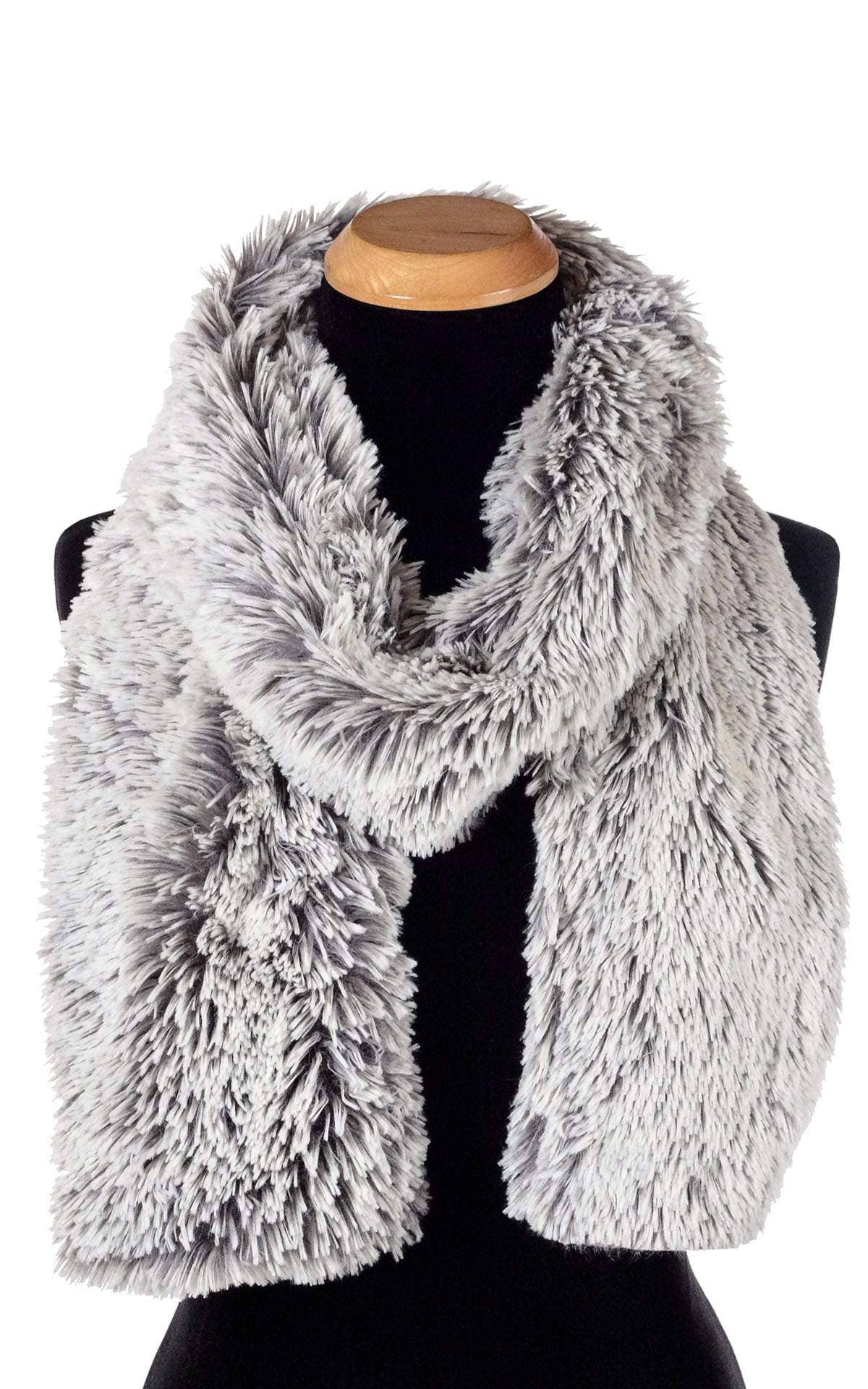 Classic Scarf: Faux Fur 100% Polyester / Classic Scarf / Red Fox