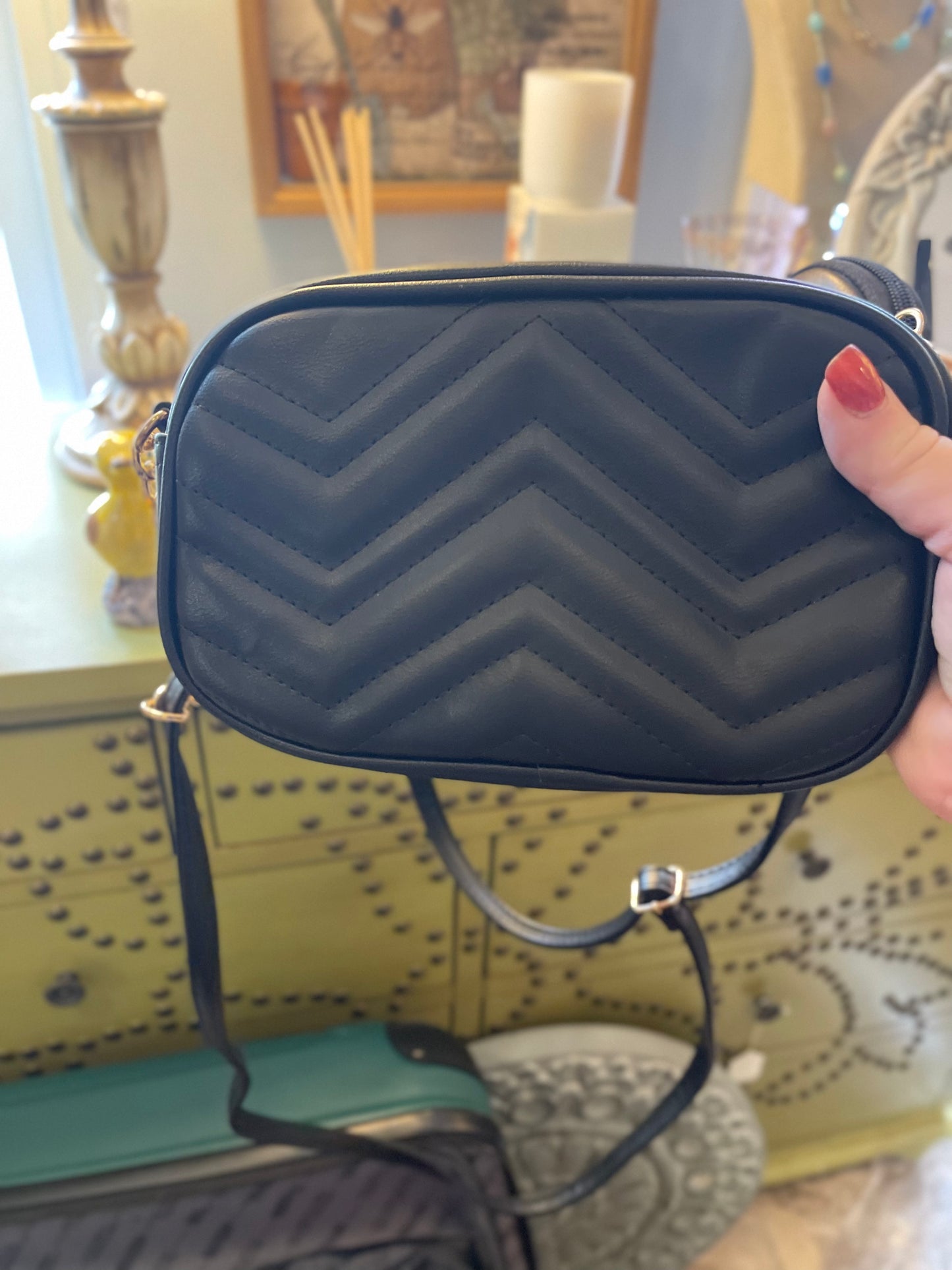 Quilted Crossbody with pods case