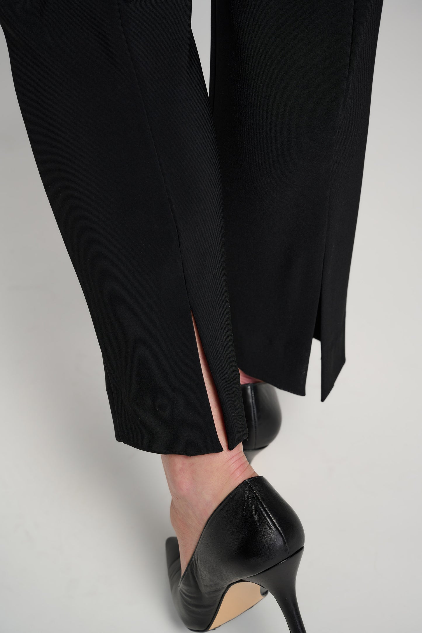 Joseph Ribkoff Classic Straight Pant