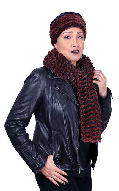 Classic Scarf: Faux Fur 100% Polyester / Classic Scarf / Red Fox