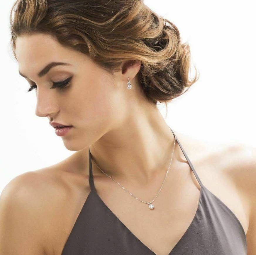18k White Gold Plated Solitaire Crystal Necklace