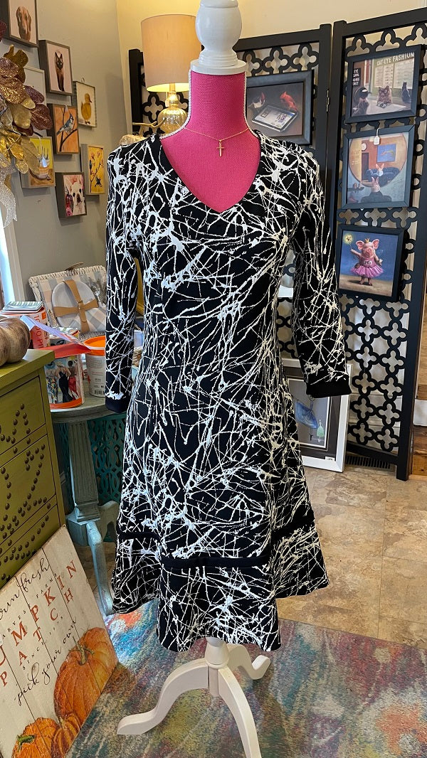 Long Sleeve Black & White Paint Splatter Dress-RODAN